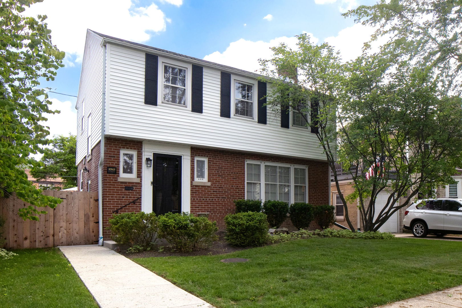 4943 Fairview Lane