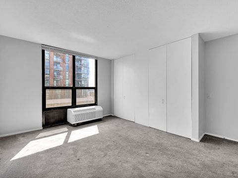 Tiny photo for 899 S PLYMOUTH Court #1108, Chicago, IL 60605 (MLS # 12571844)