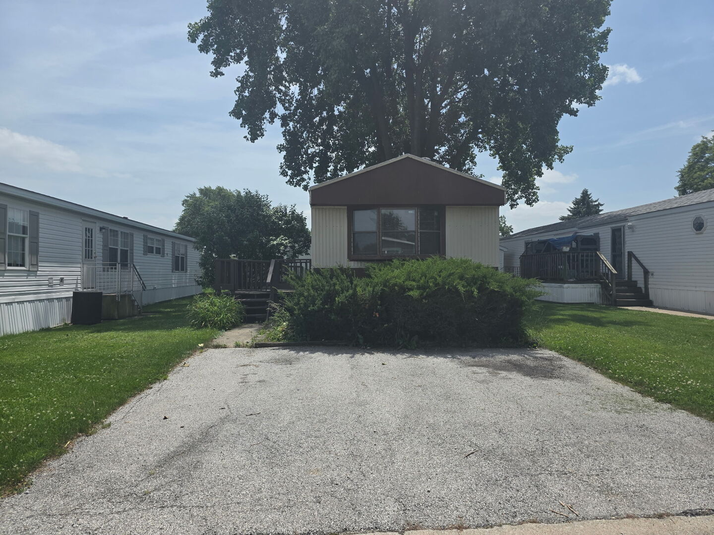 190 Carriage Lane 190