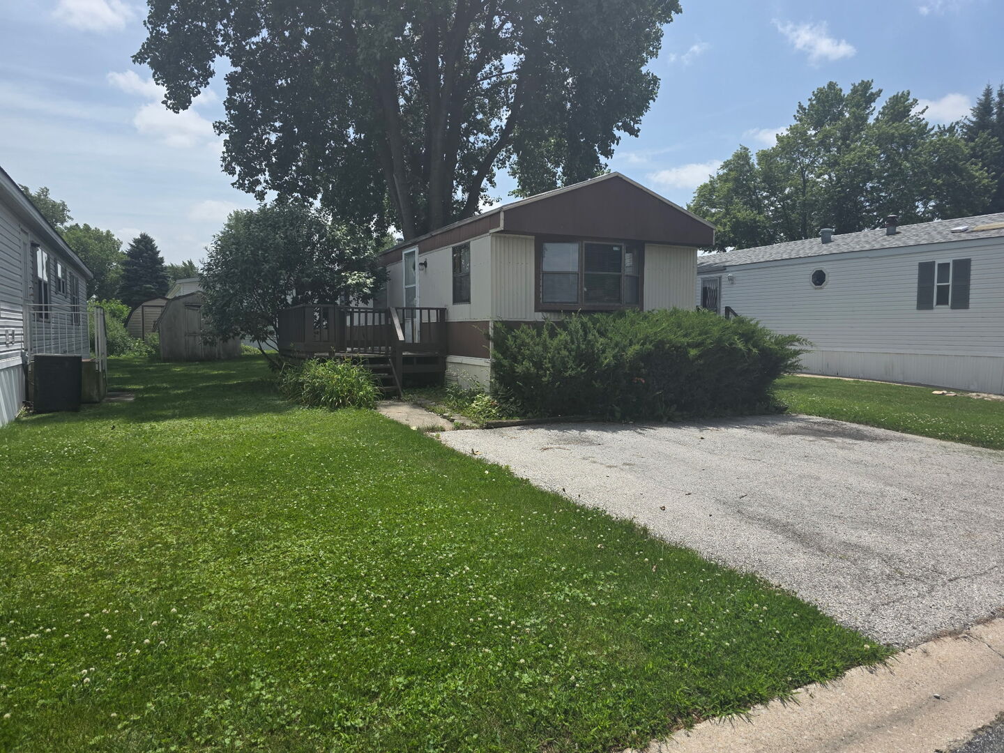 190 Carriage Lane 190