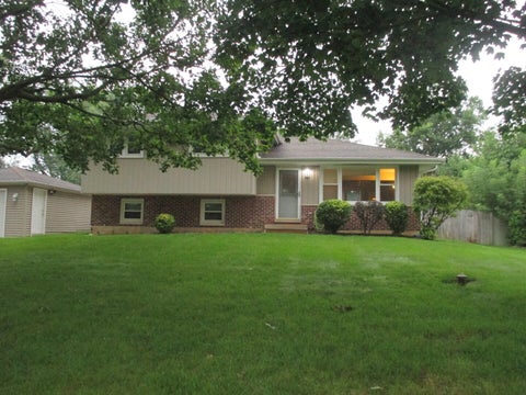 Tiny photo for 23W554 Burdette Avenue, Carol Stream, IL 60188 (MLS # 12733052)