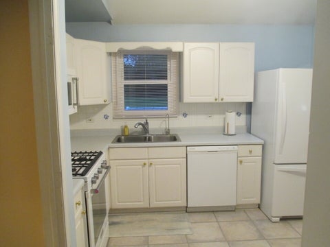 Tiny photo for 23W554 Burdette Avenue, Carol Stream, IL 60188 (MLS # 12733052)