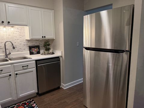 Tiny photo for 19380 Wolf Road #5, Mokena, IL 60448 (MLS # 12532254)