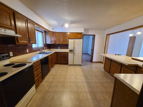 Tiny photo for 1501 S College Avenue, Dixon, IL 61021 (MLS # 12484749)