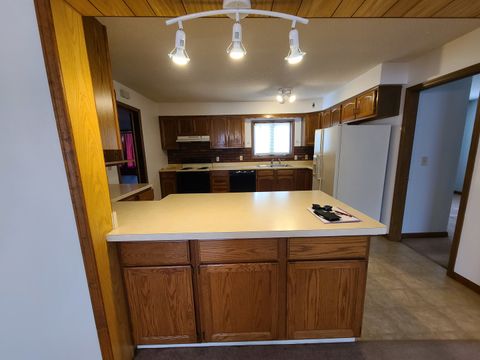 Tiny photo for 1501 S College Avenue, Dixon, IL 61021 (MLS # 12484749)