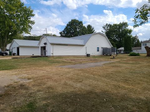 Tiny photo for 1501 S College Avenue, Dixon, IL 61021 (MLS # 12484749)