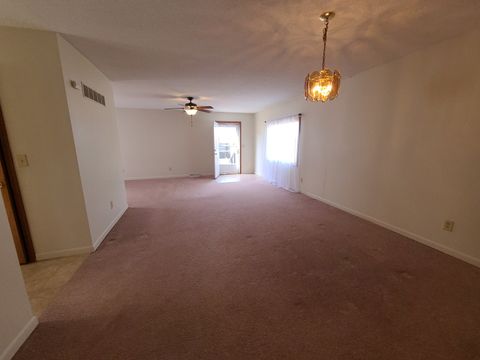 Tiny photo for 1501 S College Avenue, Dixon, IL 61021 (MLS # 12484749)