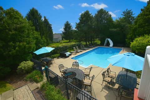 Tiny photo for 7015 Burning Tree Circle, McHenry, IL 60050 (MLS # 12512302)