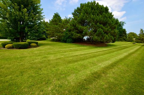 Tiny photo for 7015 Burning Tree Circle, McHenry, IL 60050 (MLS # 12512302)