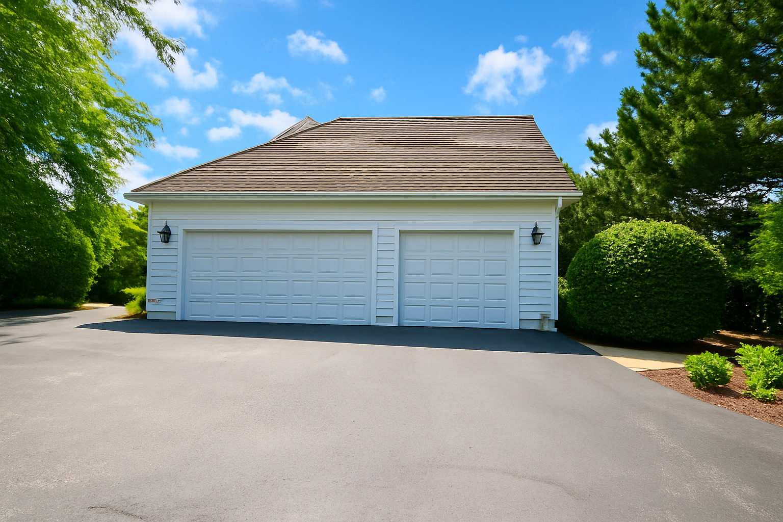 7015 Burning Tree Circle