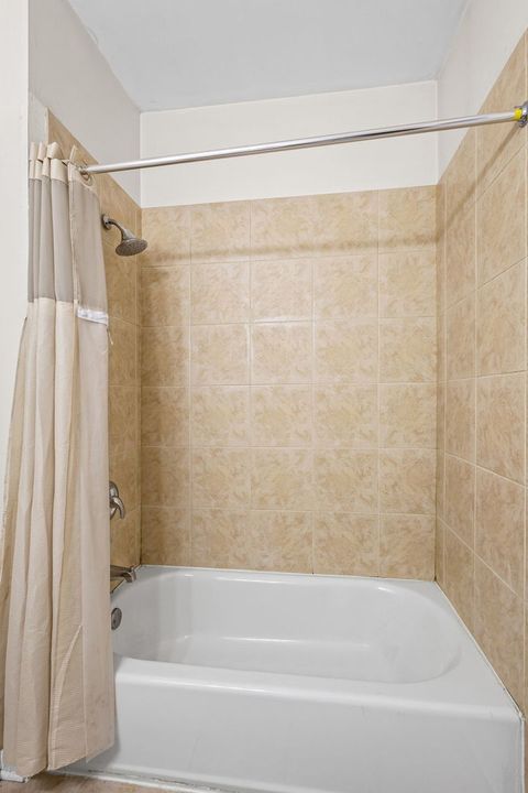 Tiny photo for 4809 S Wabash Avenue #1, Chicago, IL 60615 (MLS # 12524994)