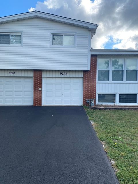 Tiny photo for Des Plaines, IL 60016 (MLS # 12479587)