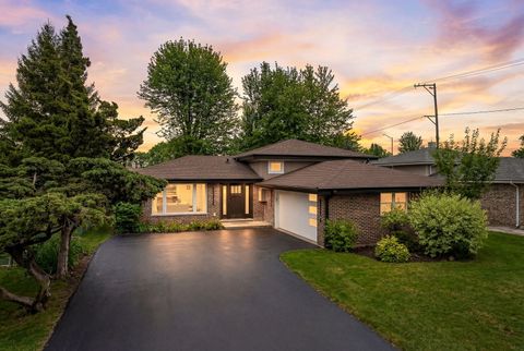 8651 S Kean Avenue Hickory Hills IL 60457