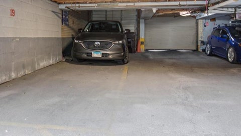Tiny photo for 435 W Oakdale Avenue #4F, Chicago, IL 60657 (MLS # 12681744)