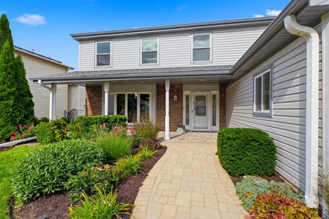 Tiny photo for 969 E Castlewood Lane, Bartlett, IL 60103 (MLS # 12735223)