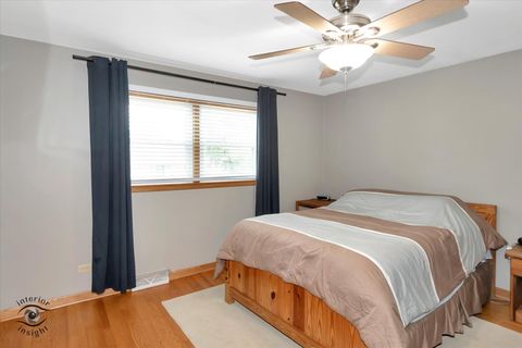 Tiny photo for 17436 71st Avenue, Tinley Park, IL 60477 (MLS # 12492974)
