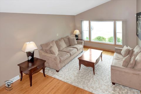 Tiny photo for 17436 71st Avenue, Tinley Park, IL 60477 (MLS # 12492974)