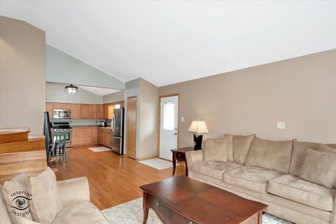 Tiny photo for 17436 71st Avenue, Tinley Park, IL 60477 (MLS # 12492974)