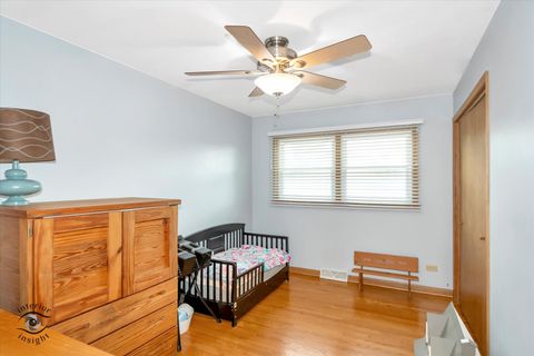 Tiny photo for 17436 71st Avenue, Tinley Park, IL 60477 (MLS # 12492974)