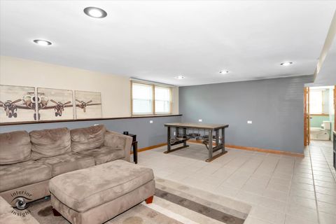 Tiny photo for 17436 71st Avenue, Tinley Park, IL 60477 (MLS # 12492974)