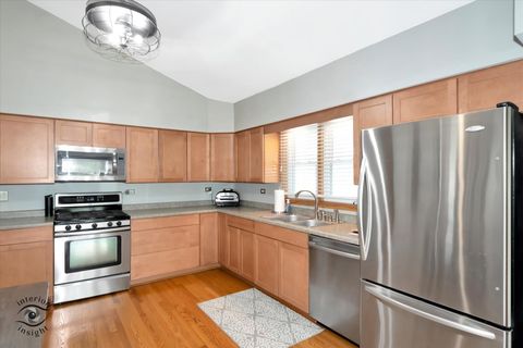 Tiny photo for 17436 71st Avenue, Tinley Park, IL 60477 (MLS # 12492974)