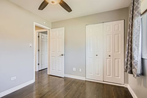 Tiny photo for 10403 Barnard Drive, Chicago Ridge, IL 60415 (MLS # 12601256)