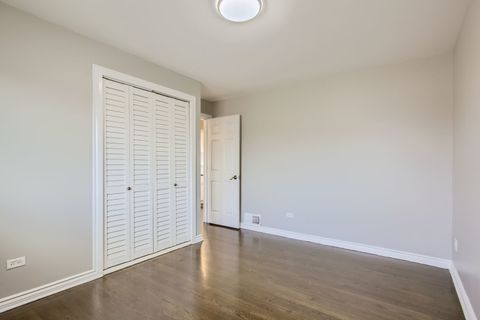 Tiny photo for 10403 Barnard Drive, Chicago Ridge, IL 60415 (MLS # 12601256)