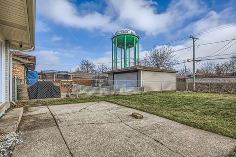 Tiny photo for 10403 Barnard Drive, Chicago Ridge, IL 60415 (MLS # 12601256)