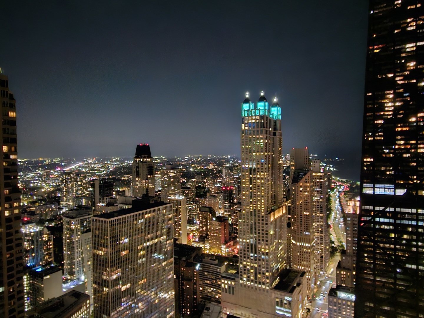 Chicago, Illinois 60611, United States, 1 Bedroom Bedrooms, ,2 BathroomsBathrooms,Residential,Active,244837