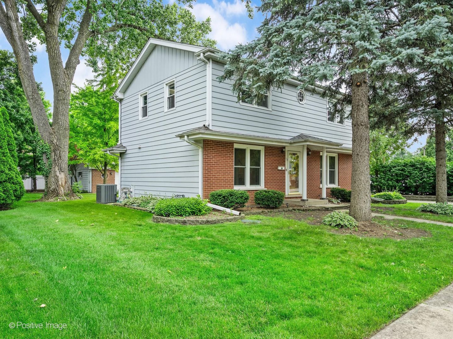 113 N Oak Street