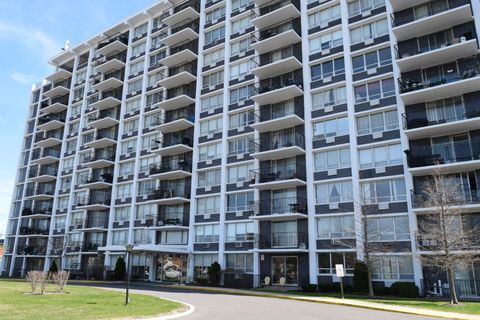 8815 W Golf Road 6B Niles IL 60714