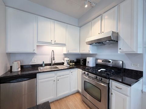 Tiny photo for 1250 S Indiana Avenue #509, Chicago, IL 60605 (MLS # 12620006)