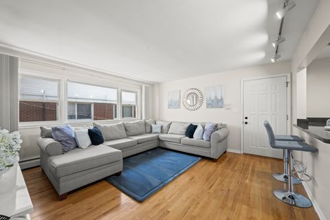 Tiny photo for 10121 Hartford Court #3C, Schiller Park, IL 60176 (MLS # 12581878)