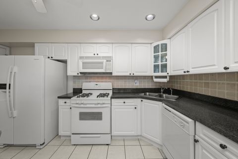 Tiny photo for 10121 Hartford Court #3C, Schiller Park, IL 60176 (MLS # 12581878)