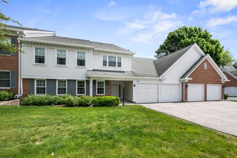 Photo of 1309 Nutmeg Court #A, Mount Prospect, IL 60056 (MLS # 12655387)