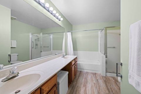 Tiny photo for 1309 Nutmeg Court #A, Mount Prospect, IL 60056 (MLS # 12655387)