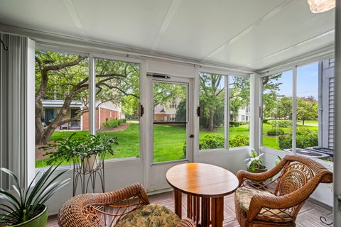 Tiny photo for 1309 Nutmeg Court #A, Mount Prospect, IL 60056 (MLS # 12655387)