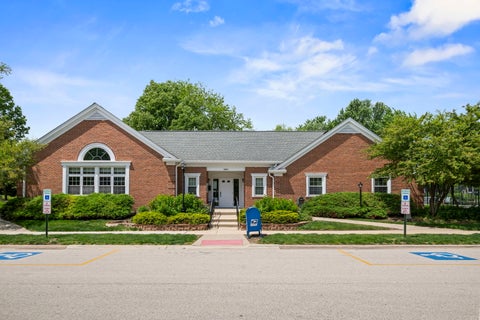 Tiny photo for 1309 Nutmeg Court #A, Mount Prospect, IL 60056 (MLS # 12655387)