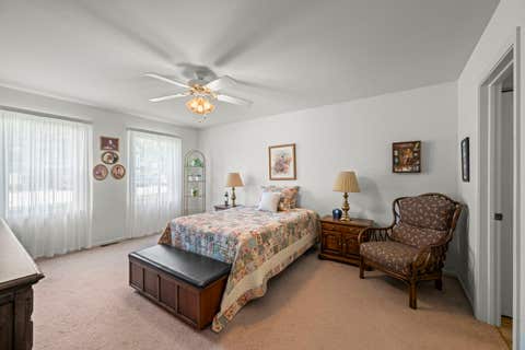 Tiny photo for 1309 Nutmeg Court #A, Mount Prospect, IL 60056 (MLS # 12655387)
