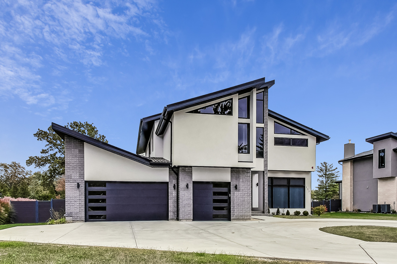 1331 Pfingsten Road