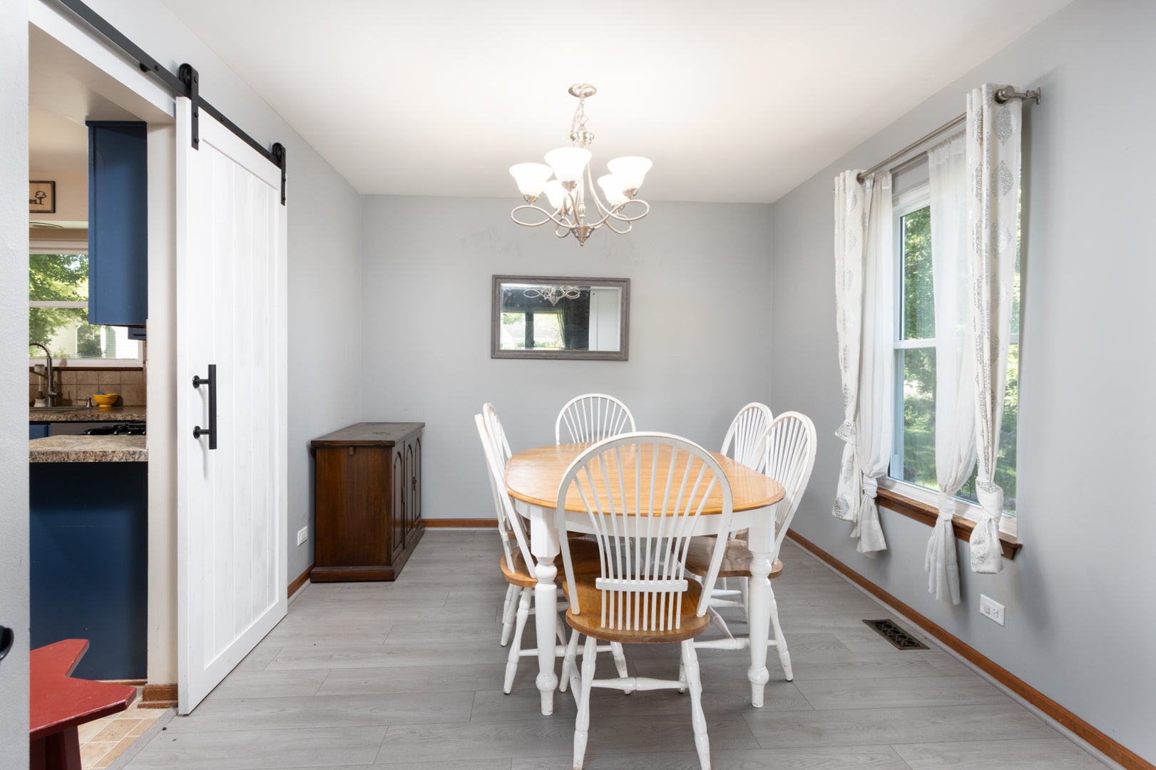 8 Raintree Court
