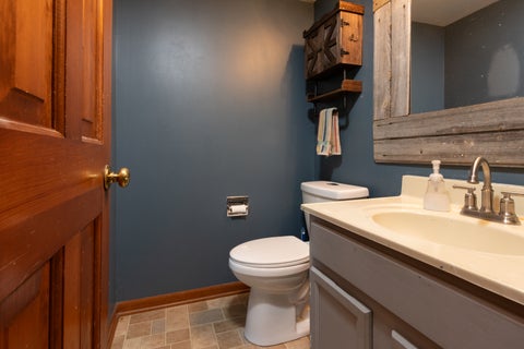 Tiny photo for 8 Raintree Court, Cary, IL 60013 (MLS # 12719649)