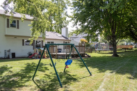 Tiny photo for 8 Raintree Court, Cary, IL 60013 (MLS # 12719649)