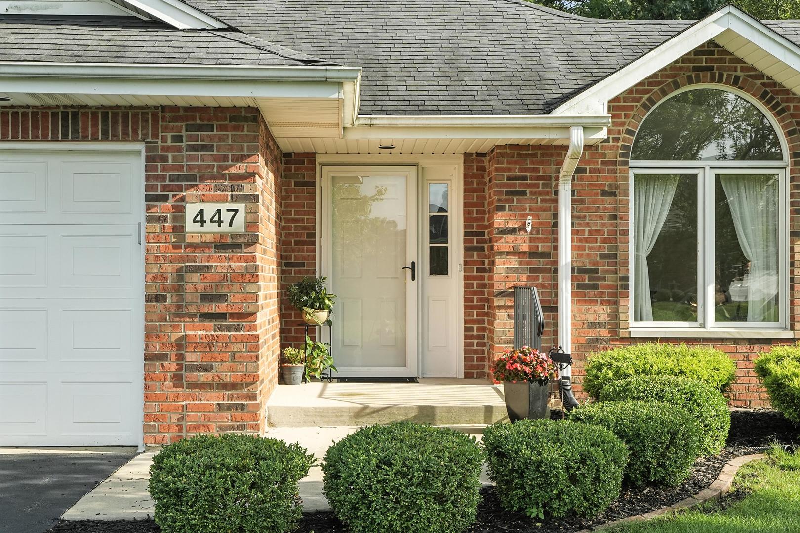 447 W Eden Lane