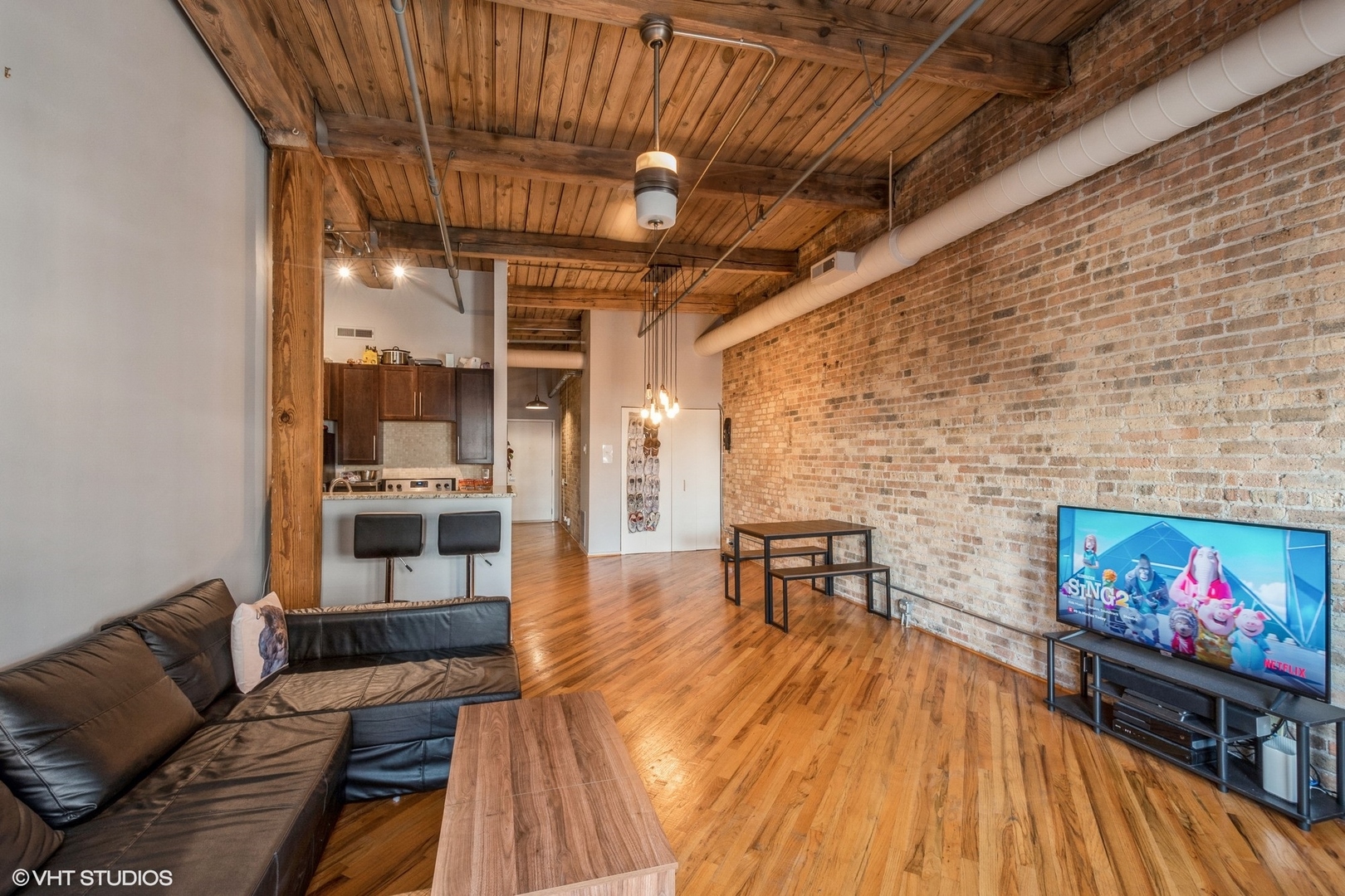 225 W HURON Street 611