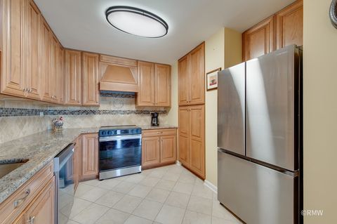 Tiny photo for 190 S WOOD DALE Road #507, Wood Dale, IL 60191 (MLS # 12637799)