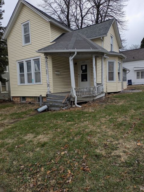 A home in Waukegan