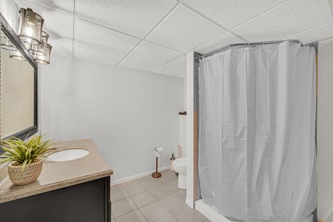 Tiny photo for 441 N Crooked Lake Lane, Lindenhurst, IL 60046 (MLS # 12599475)