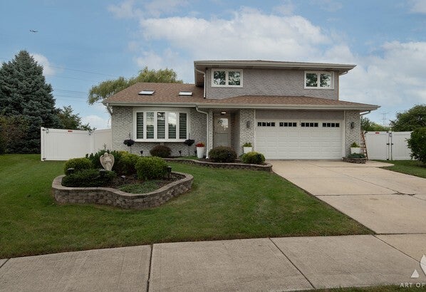 2195 W Cimarron Way