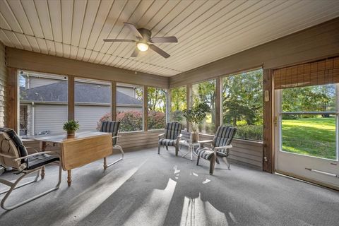 Tiny photo for 718 Fairview Lane, Bartlett, IL 60103 (MLS # 12507961)